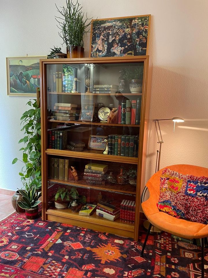 Vitrine Schrank Bücherregal mid Century Vintage 70er teak in Lauf a.d. Pegnitz