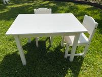 IKEA SUNDVIK Kindertisch und 2 Stühle Baden-Württemberg - Karlsruhe Vorschau