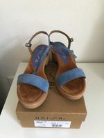 Unisa Sommer-Sandalen Clogs in Jeansblau fast NEU Hessen - Butzbach Vorschau