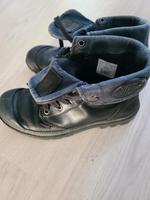 Palladium Schuhe Leder schwarz Gr 38 Niedersachsen - Lüneburg Vorschau