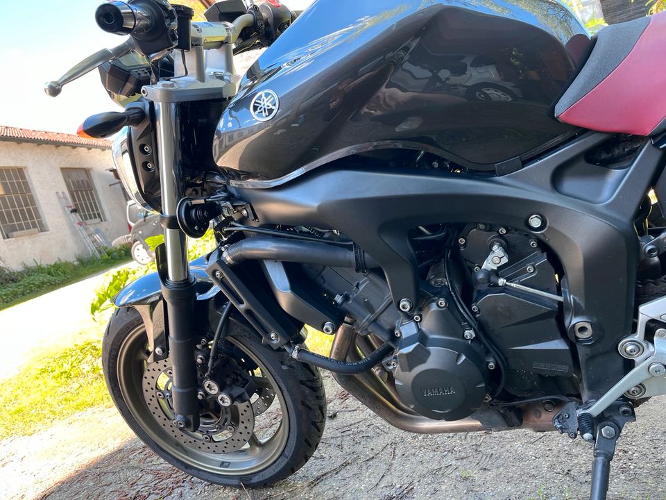 Yamaha FZ6 S2, Bj. 2010, ABS, HU neu, USB Ladegerät verbaut. in Aichach