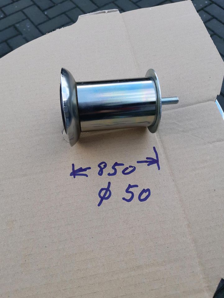 Stahlfüse 7 Stück Hoch 85 Durchmesser 50mm gesamt Preis 7 € in Bocholt