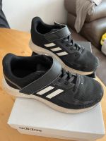 Kinder Adidas Sportschuhe Köln - Nippes Vorschau