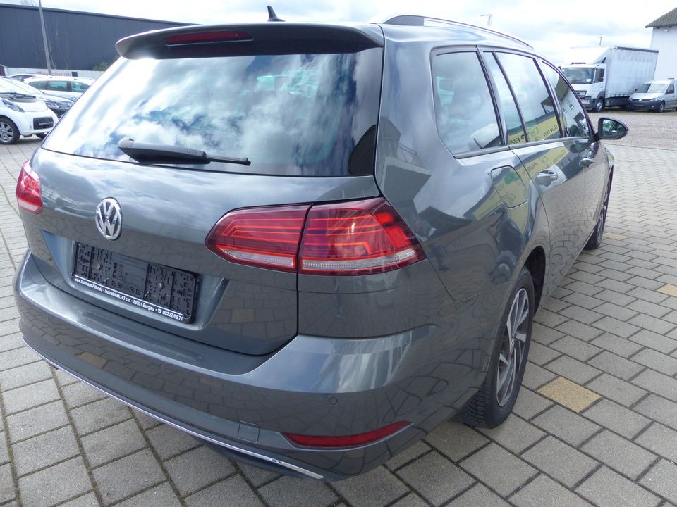 Volkswagen Golf VII Variant Sound  ACC*NAVI*PDC*AHK in Burgau