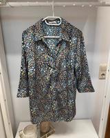 Bunte, Klein geblümte Vintagebluse vom Atelier Goldener Schnitt Bayern - Untersiemau Vorschau