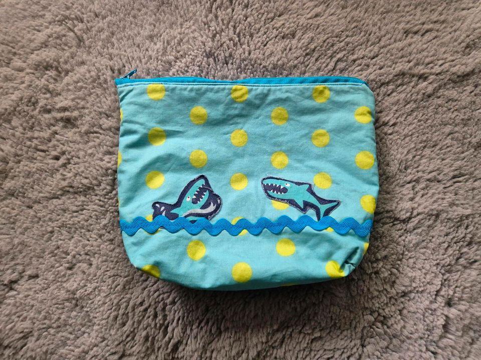 Badetasche Hai Shark Badehose Tasche handmade Farbenmix in Wartenberg