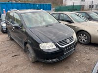 Vw Touran 1T 1.6 FSI 2005 Schwarz Schlachtfest Ersatzteile Rheinland-Pfalz - Müllenbach (bei Adenau) Vorschau