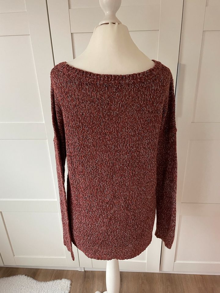 Vero Moda Größe S Pullover strickpullover rot dunkelrot in Pattensen