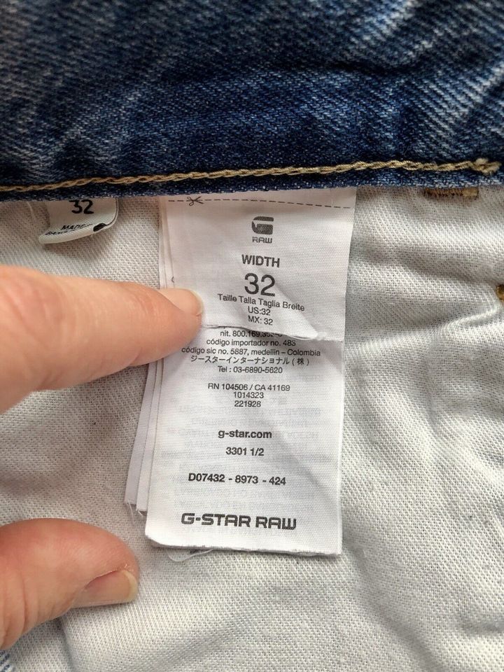 G-Star Raw 3301 Herren Light Aged Denim Shorts, Gr. 32 in Leipzig