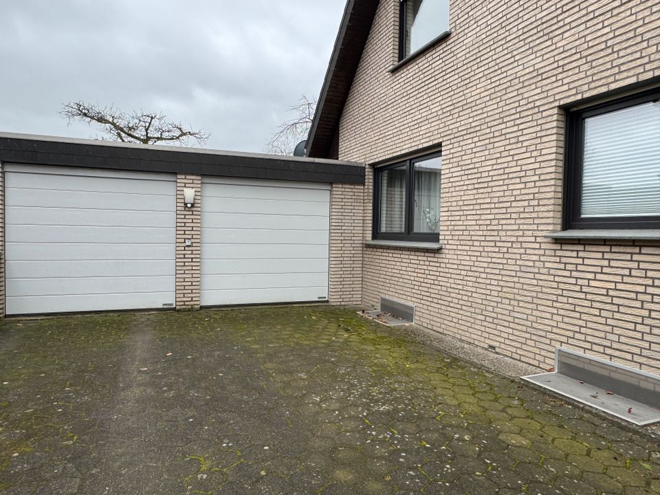 Besonderes Zweifamilienhaus  mit viel Platz in Rietberg in Rietberg