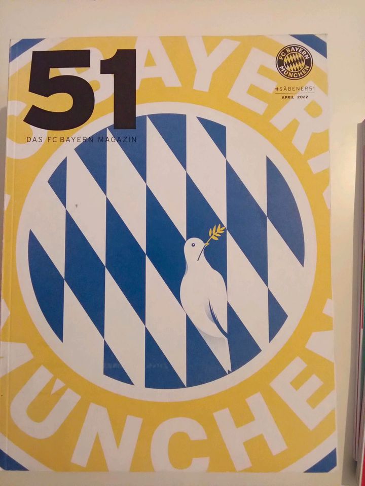 FC Bayern Magazin 51 Saison 2021|22 in München