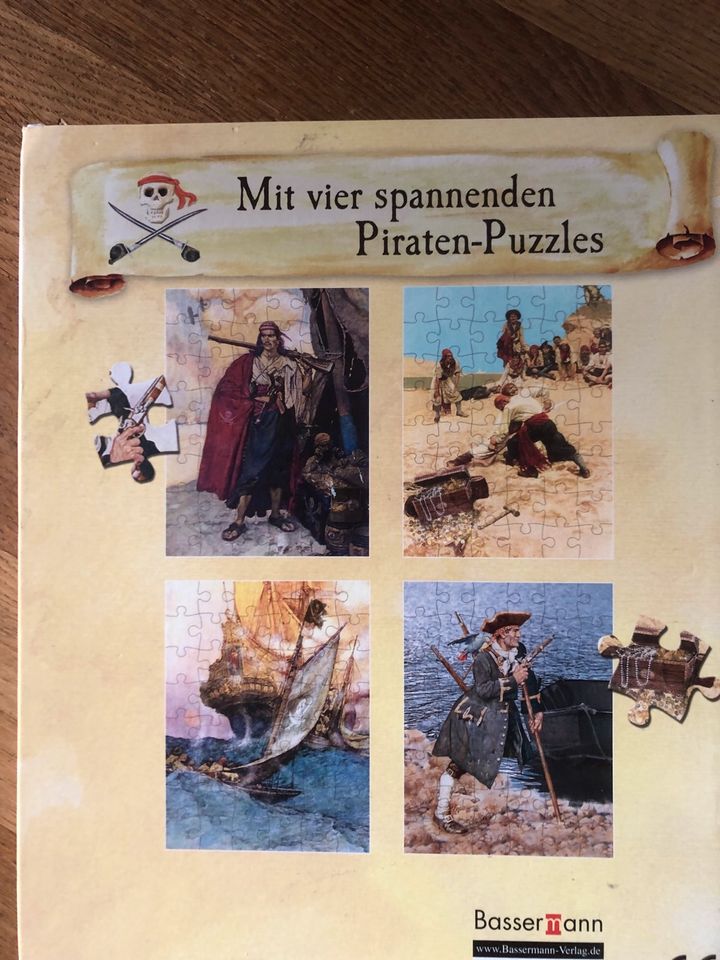 Piraten und Schätze Abenteuer DVD Puzzle Kinderbuch Puzzlebuch in Dachau