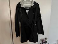 Jack Wolfskin Mantel/Trenchcoat Gr. L mit Kapuze Niedersachsen - Garbsen Vorschau