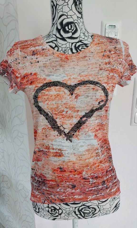 Mädchen T-Shirt Herz Glitzer Gr.164 Orange-braun Töne in Northeim