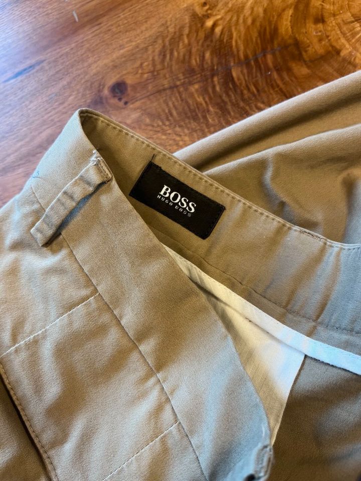 Hugo Boss Hose Herren Größe 102 in Petersberg