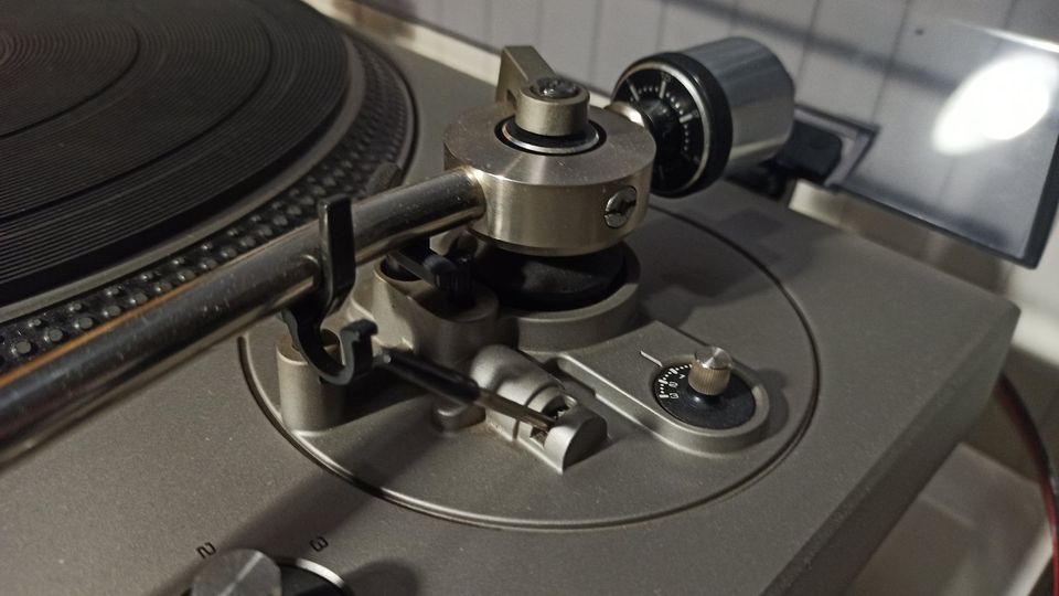 Technics SL 1300 Plattenspieler in Köln