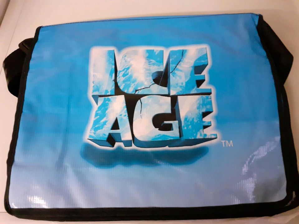 Scrat Ice Age  Laptoptasche / Umhängetasche in Saarbrücken