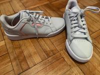 Adidas Damen Roguera Leder Sneaker Gr. 37 1/3 *Neu* Nordrhein-Westfalen - Essen-Haarzopf Vorschau