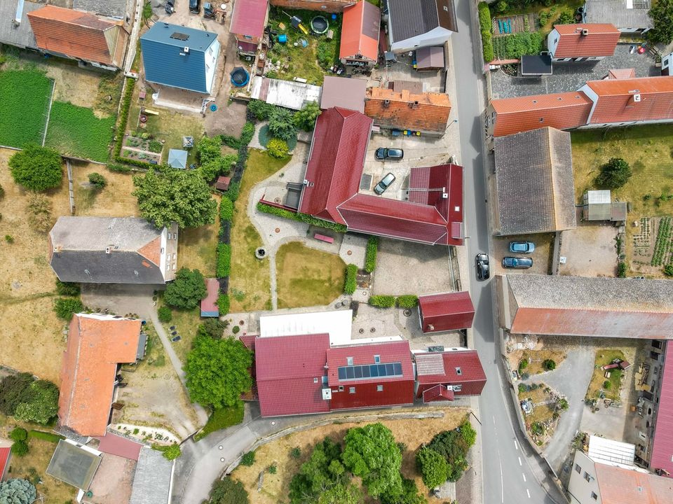 Mehrfamilienhaus mit drei vermieteten ETW's - Sanierung 2023 in Nebra (Unstrut)