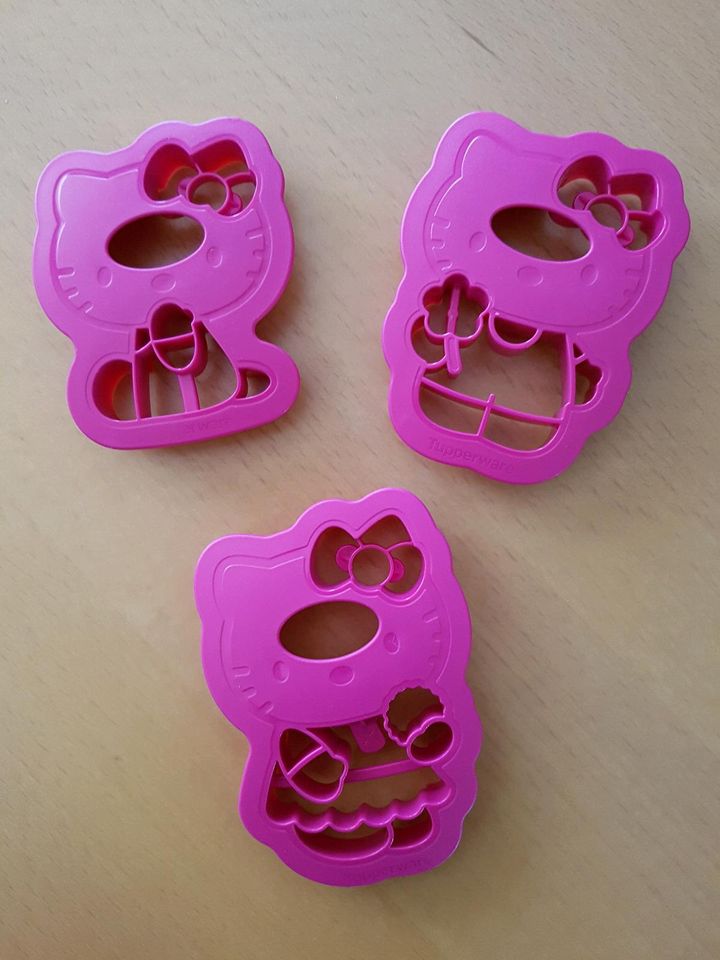 3er Set, Tupperware 3D Ausstecher, Hello Kitty in Iggingen