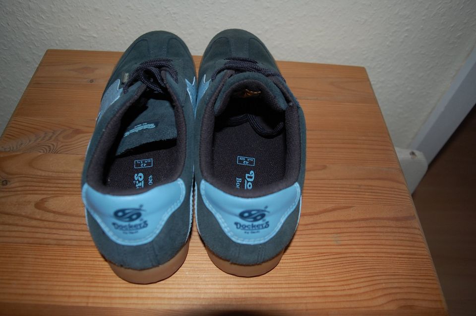 Dockers Sneakers, Schuhe in Blau in Größe 42, guter Zustand in Brechen