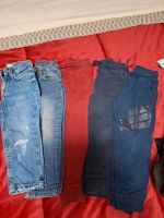 Verkaufe 2 Jeans 3 Jogginghosen gr 104/110 Baden-Württemberg - Wendlingen am Neckar Vorschau