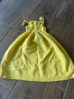 Okaidi Kleid gelb Träger 128 Essen - Essen-Borbeck Vorschau
