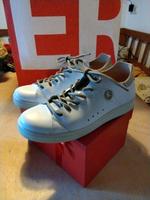 Damensneaker Größe 37 Tamaris echt Leder Bayern - Ebern Vorschau