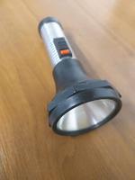 Taschenlampe (DDR?) für 2 Monozellen Dresden - Pieschen Vorschau