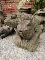 Frosch Frösche Skulptur Figur modern Basanit Stein handarbeit Nordrhein-Westfalen - Lotte Vorschau