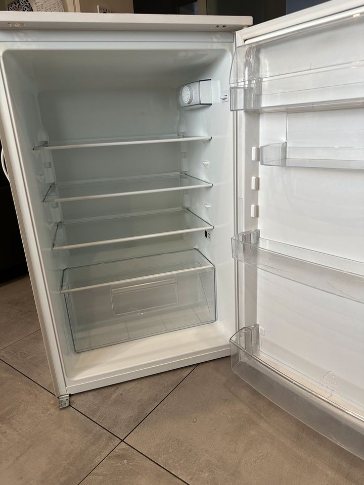 Einbau Kühlschrank Ikea 88cm in Wetzlar