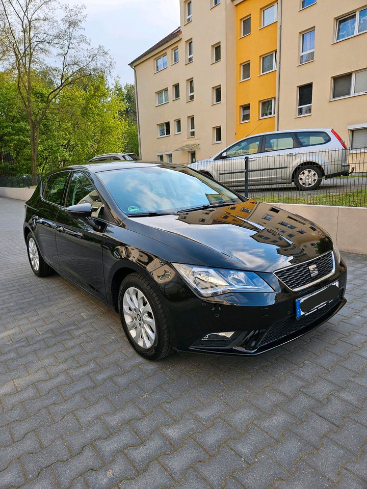 Seat Leon 2.0 TDI 110kW * Start&Stop * Navi in Bernau