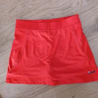 Neu! Fila Sportrock mit Innenshorts, rot, Gr. 164, top! Niedersachsen - Winsen (Aller) Vorschau
