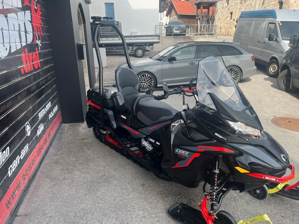 Lynx Commander 900 ACE 2023 Demo Skidoo Motorschlitten in Rosenheim