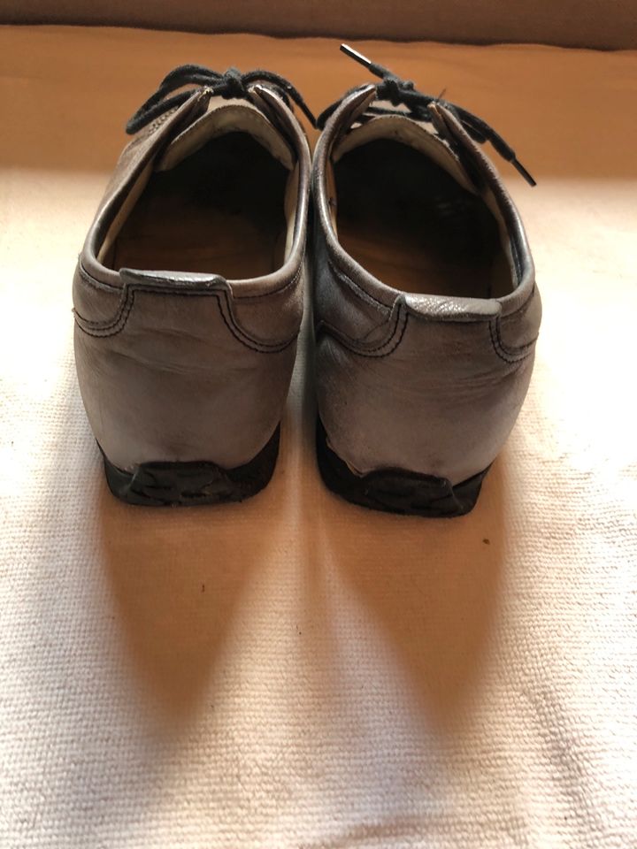 Damen Schuhe von Helvesko in Egling