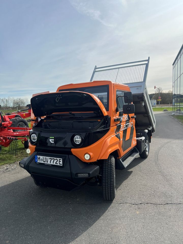 Evum aCar Elektro-Nutzfahrzeug Auto für Kommunen Li-Ion Transporter in Bad Waldsee