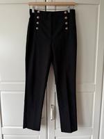 Mango Damen Hose mit Knöpfen in schwarz 36 Niedersachsen - Emden Vorschau