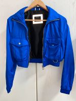 blaue cropped windbreaker jacke bershka Hessen - Oberursel (Taunus) Vorschau