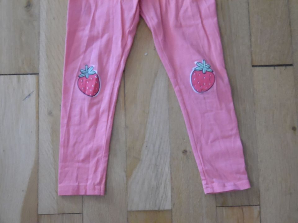 2 schöne Mädchen Leggings GR.104 NeuW. Zustand in Saarbrücken