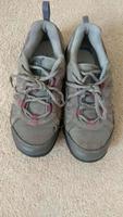 Wanderschuhe Salomon Gr. 37 1/3 Nordrhein-Westfalen - Langenfeld Vorschau