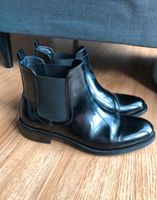 Chelsea Boots Leder Hugo Boss Größe 38 Hessen - Nüsttal Vorschau