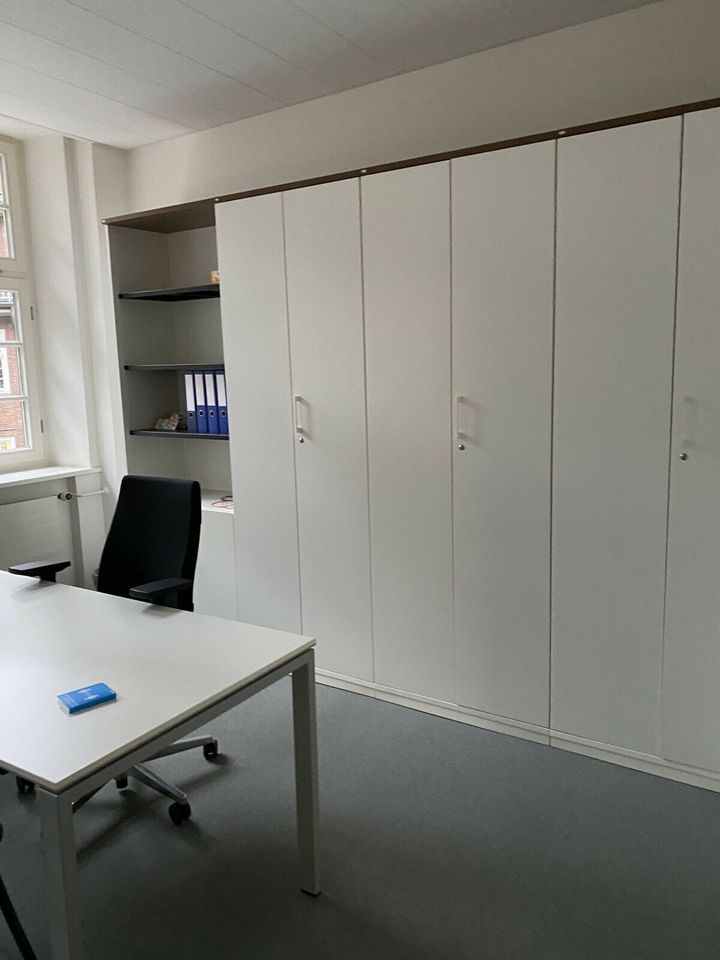 100 Büromöbel/Bürostühle/Rollcontainer/Aktenschränke in Norderstedt