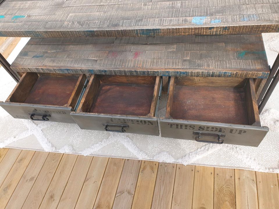 Sideboard/Kommode Vintage in Niederalteich