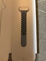 Apple Watch Armband Nike grau nur S/M Hälfte Niedersachsen - Nordhorn Vorschau