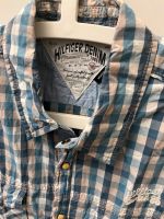 Tommy Hilfiger Denim Gr.  M blau kariert kurzarm Freizeit-Hemd Düsseldorf - Lörick Vorschau