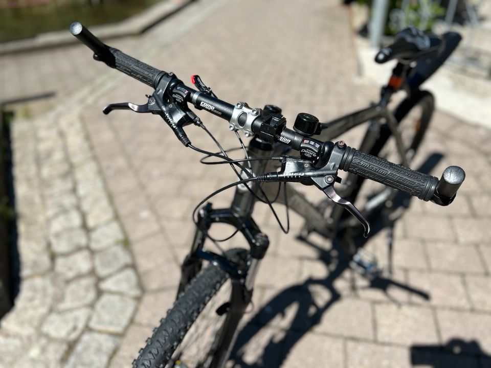 Merida Matts TFS 500 Mountainbike Jugendfahrrad in Geislingen an der Steige