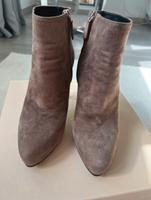 Prada Stiefelette Gr 37,5 Harburg - Hamburg Marmstorf Vorschau
