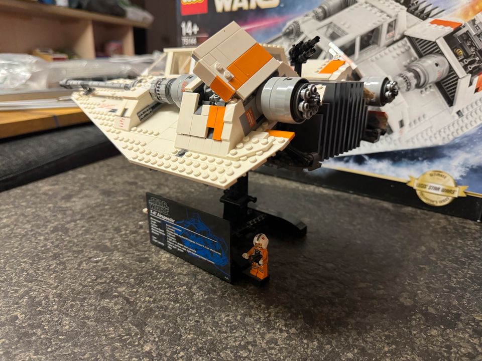 Lego Star Wars 75144 Snowspeeder - 170€ VB in Stuttgart