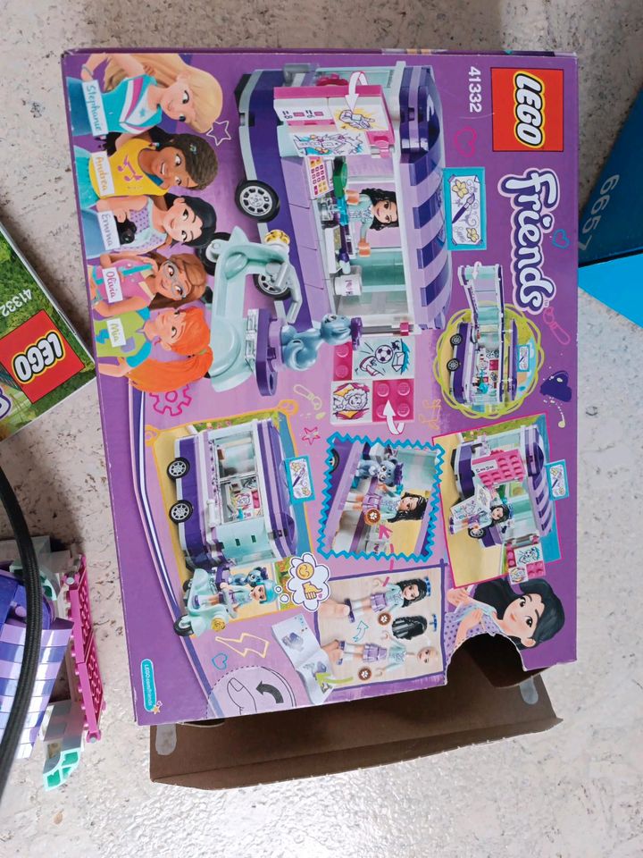 Lego friends 51332 Roller Vespa mit Kiosk in Gomadingen