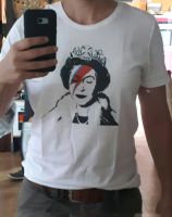 Queen Elizabeth Bowie Banksy Shirt NEU Gr.L Nordrhein-Westfalen - Hörstel Vorschau